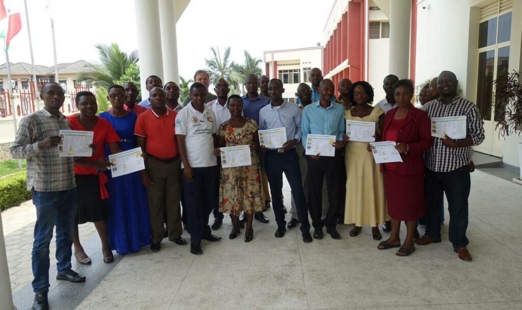 Plant doctor training in Burundi