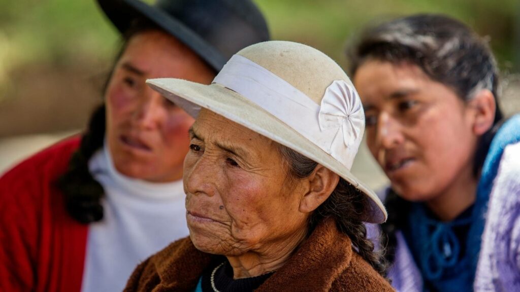 Female farmers in Peru