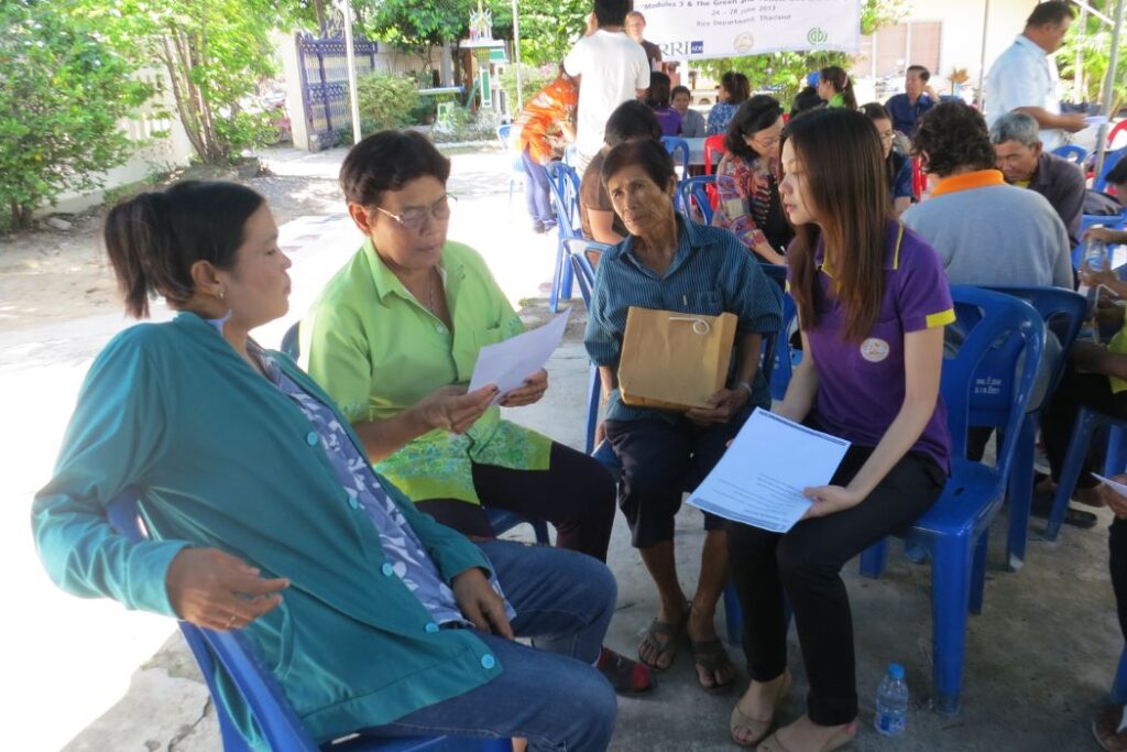 Plant clinic in Thailand