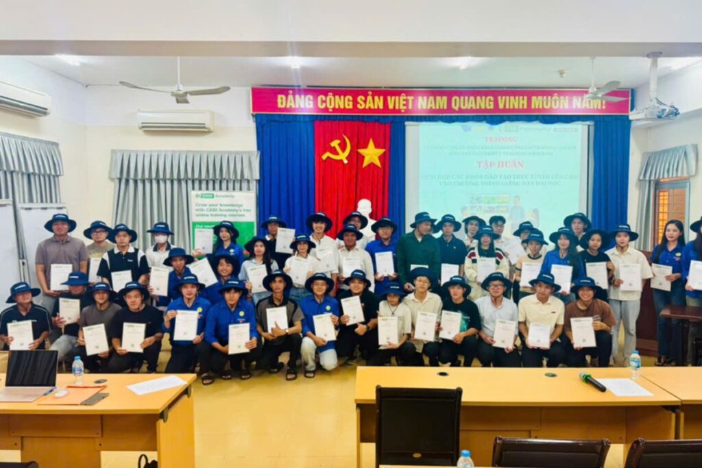 University students from An Giang university show their CABI Academy certificates